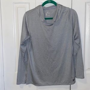 Nike Dri-Fit Long Sleeve Light Grey Heathered Color Athletic Wear w Hood